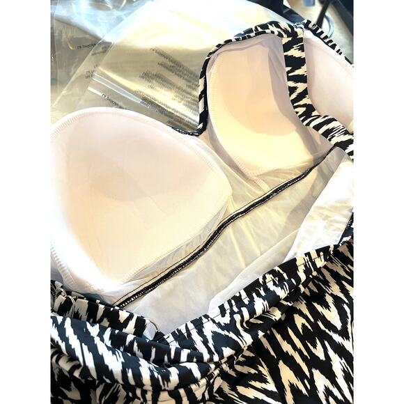 Swim Solutions Black Tankini Ruffled One-piece Swimsuit 10 NEW - Picture 3 of 7